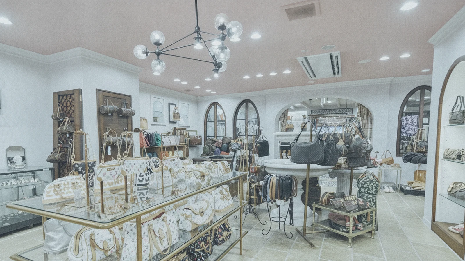 AMORE Vintage AOYAMA 매장